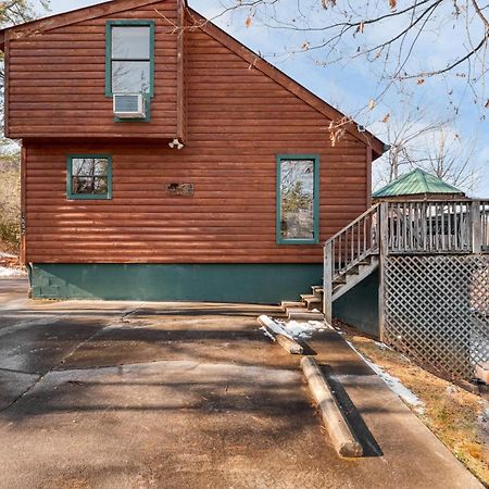Fontana By Avantstay Gorgeous Mountain Cabin W Views Hot Tub Game Room جاتلينبرج المظهر الخارجي الصورة