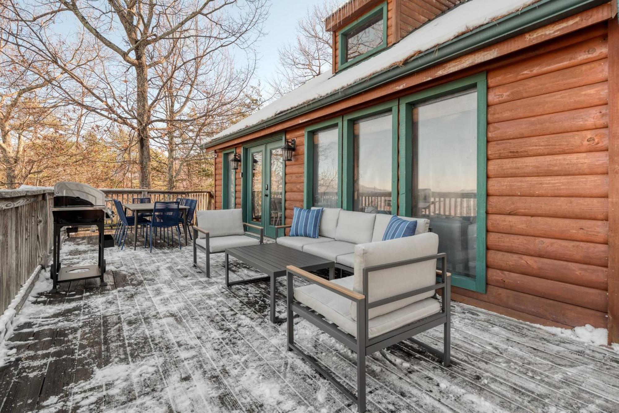 Fontana By Avantstay Gorgeous Mountain Cabin W Views Hot Tub Game Room جاتلينبرج المظهر الخارجي الصورة